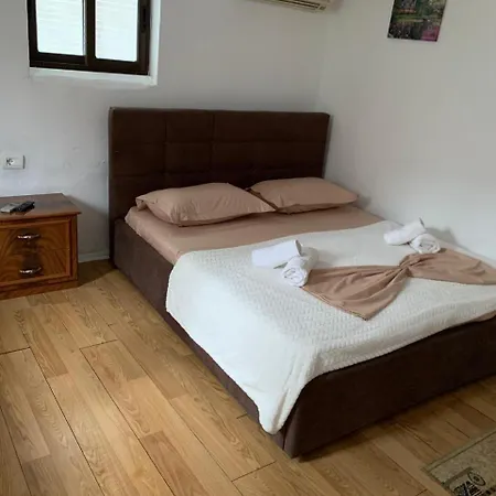 N&b Appartement Berat