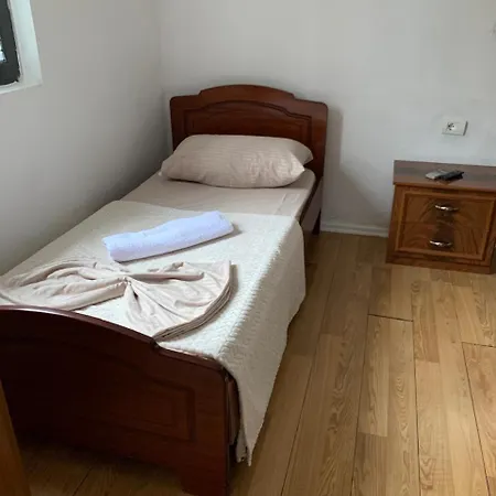 Διαμέρισμα N&b *